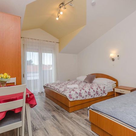 Apartments Rajka Vodice Exterior photo