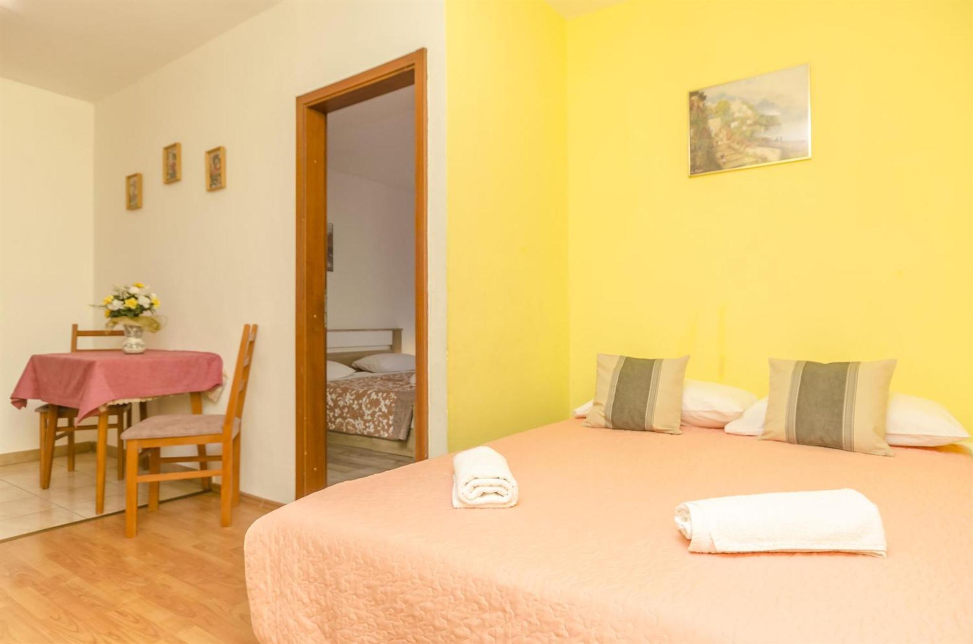 Apartments Rajka Vodice Exterior photo