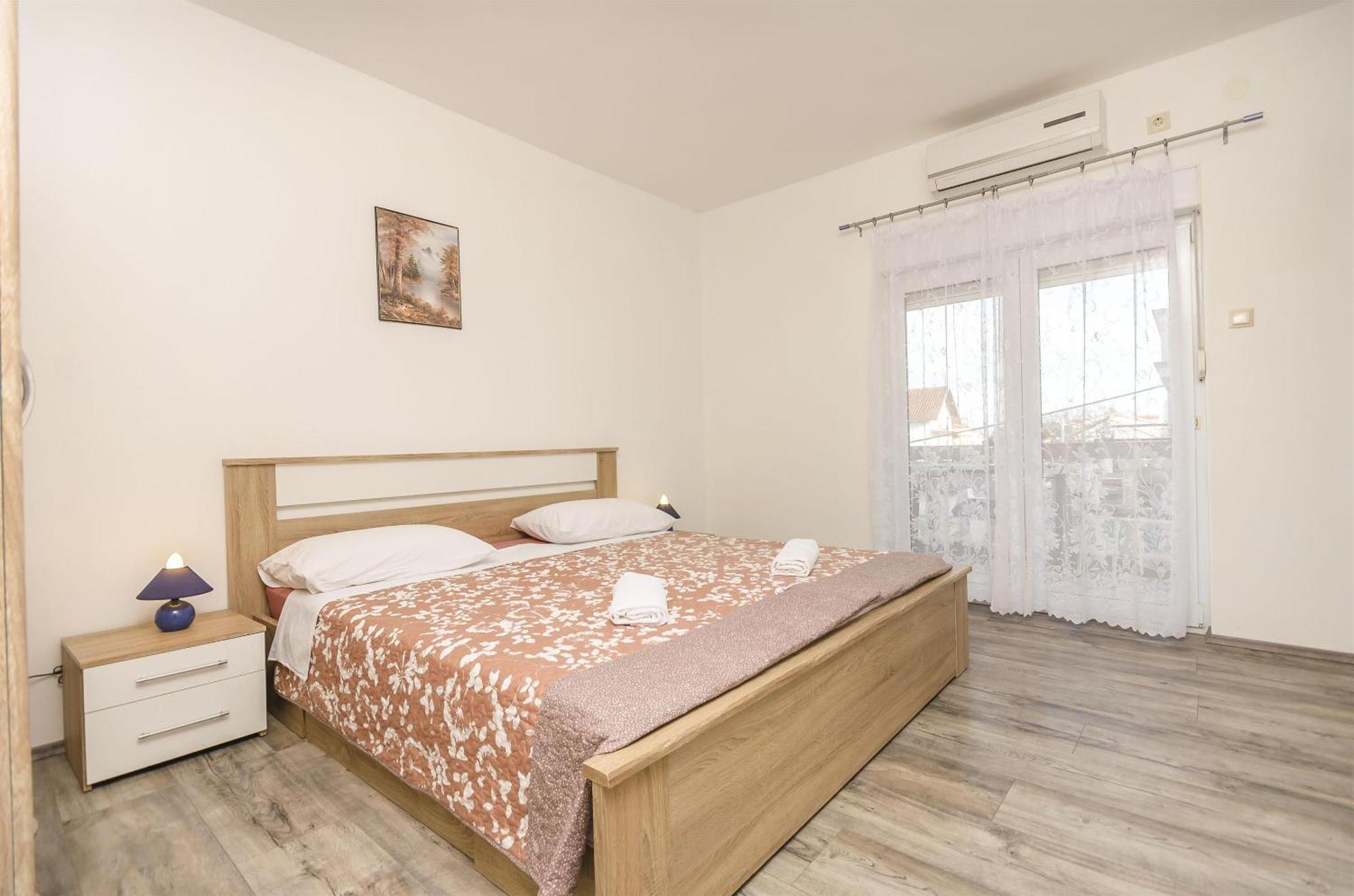 Apartments Rajka Vodice Exterior photo